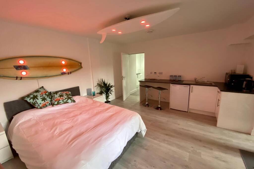 The Boardroom At The Beach House Falmouth Eksteriør bilde